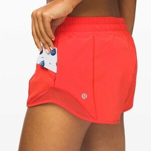 Lululemon Hotty Hot Short II *2.5" (2020)